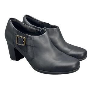 Clarks Black Leather Buckle SIde Zip Block Heel Comfort Ankle Bootie Women 8
